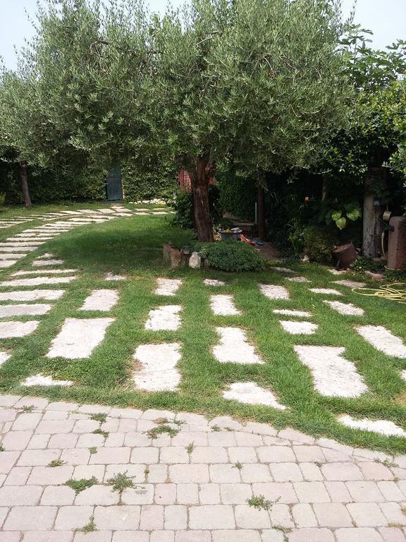 La Carbonara 6 Panzió Bardolino Kültér fotó