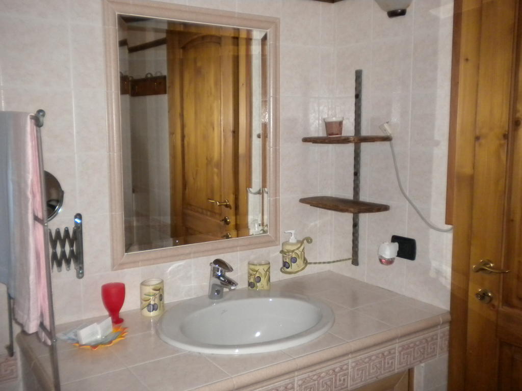 La Carbonara 6 Panzió Bardolino Kültér fotó