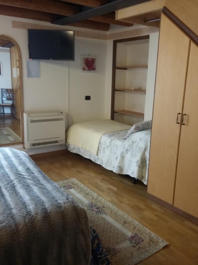 La Carbonara 6 Panzió Bardolino Kültér fotó